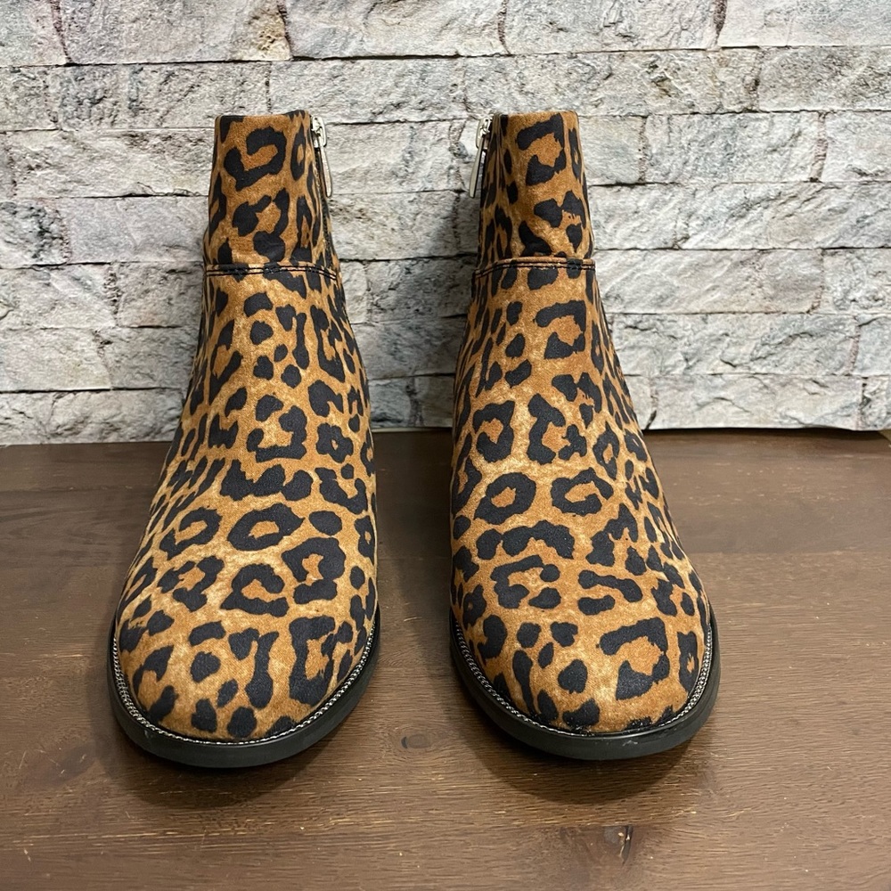 New Franco Sarto Leopard Ankle Boots - Picture 7 of 7